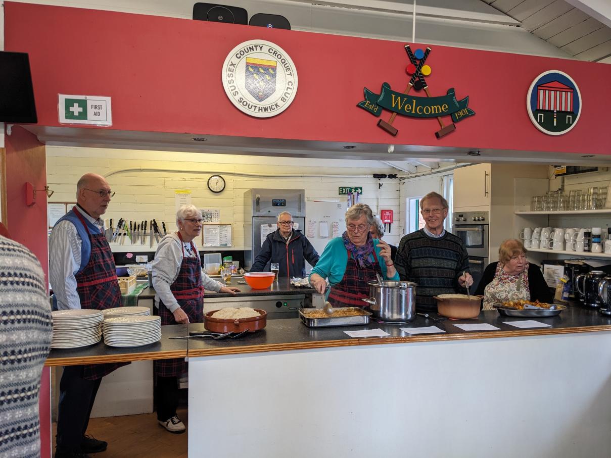 Curry Lunch 17th February: Curry masters!